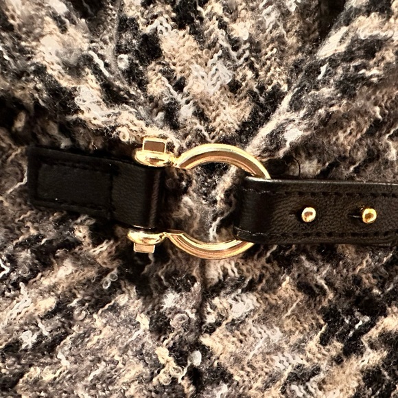 Gorgeous Marc New York Tweed Cape - Picture 2 of 4